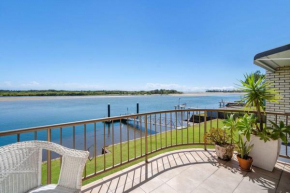 Jetty Flats - Stylish Waterfront Escape
